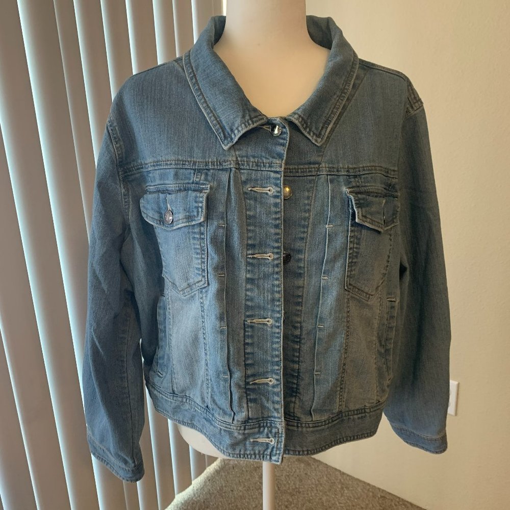 Light wash jean jacket